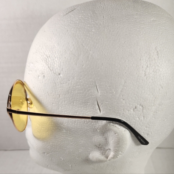 Women's Tony Valencia 7056 Stylish Gold Sunglasses - Picture 6 of 7